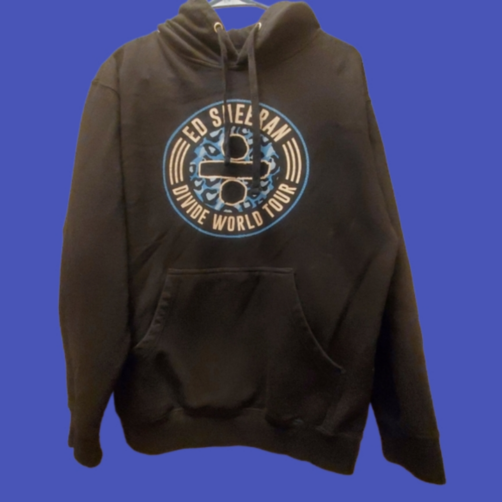 Adult Black hoodie Ed Sheerin Devide concert  world tour  size M
